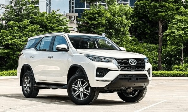 7-CHO-TOYOTA-FORTUNER
